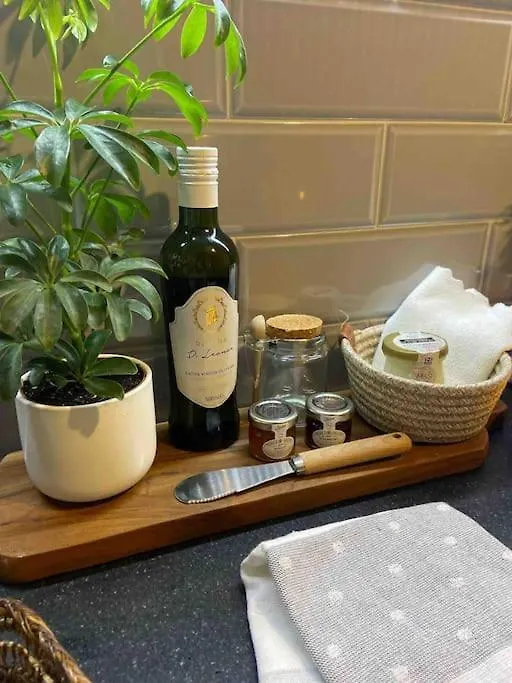 Shoreditch Cosy Flat, Next To Van Gogh Exhibition Apartment London